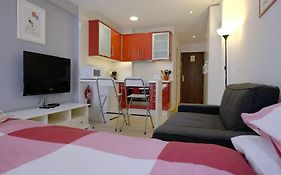 Ultra Modern Studio Near The Beach